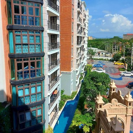Espana Resort Pattaya Jomtien Esterno foto